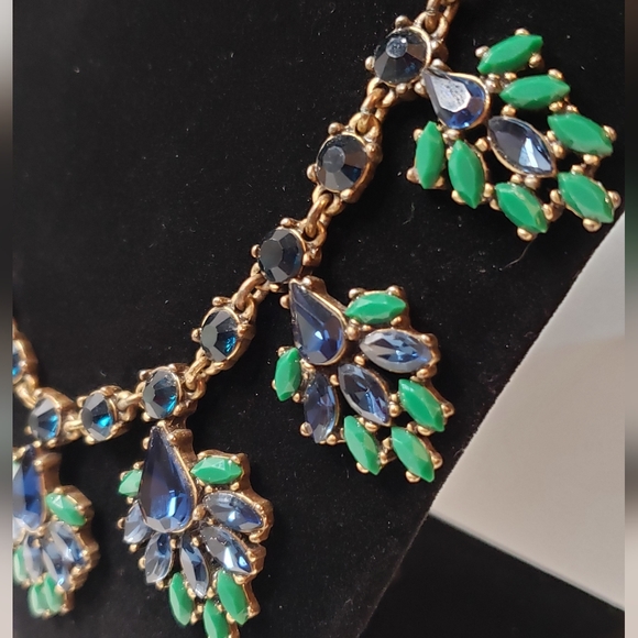Signed J. Crew Blue/Green Rhinestone Flower Necklace - Picture 5 of 12